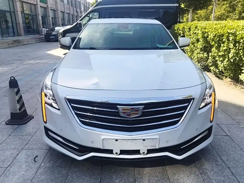 Cadillac CT6 — фото 3