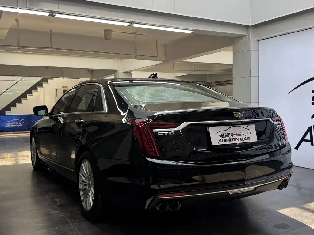 Cadillac CT6 — фото 5