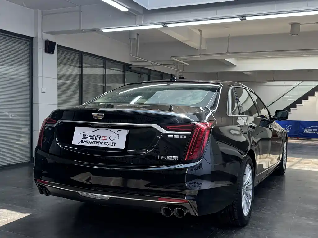 Cadillac CT6 — фото 7