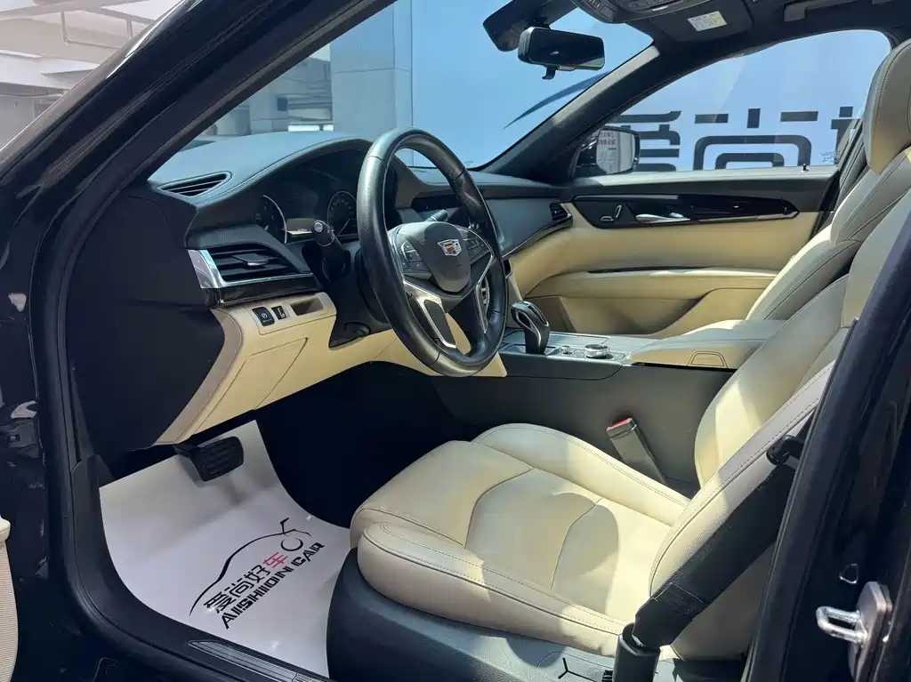 Cadillac CT6 — фото 8