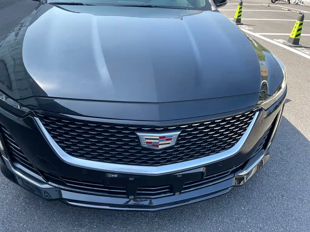 Cadillac CT5 — фото 20