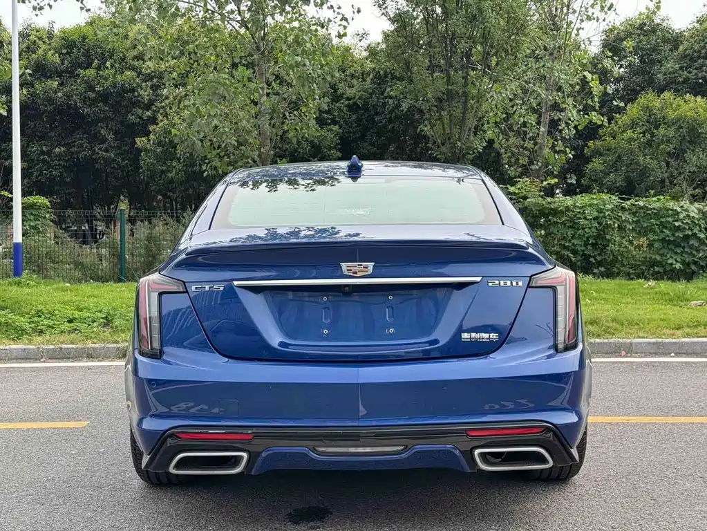 Cadillac CT5 — фото 5