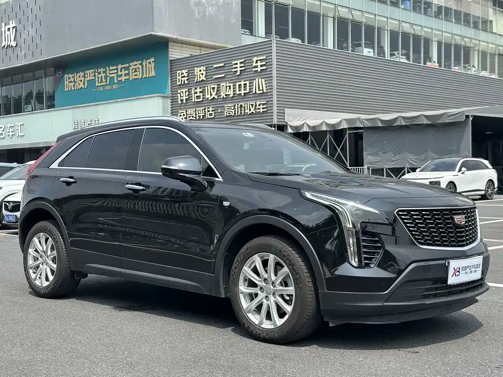 Cadillac XT4 — фото 2
