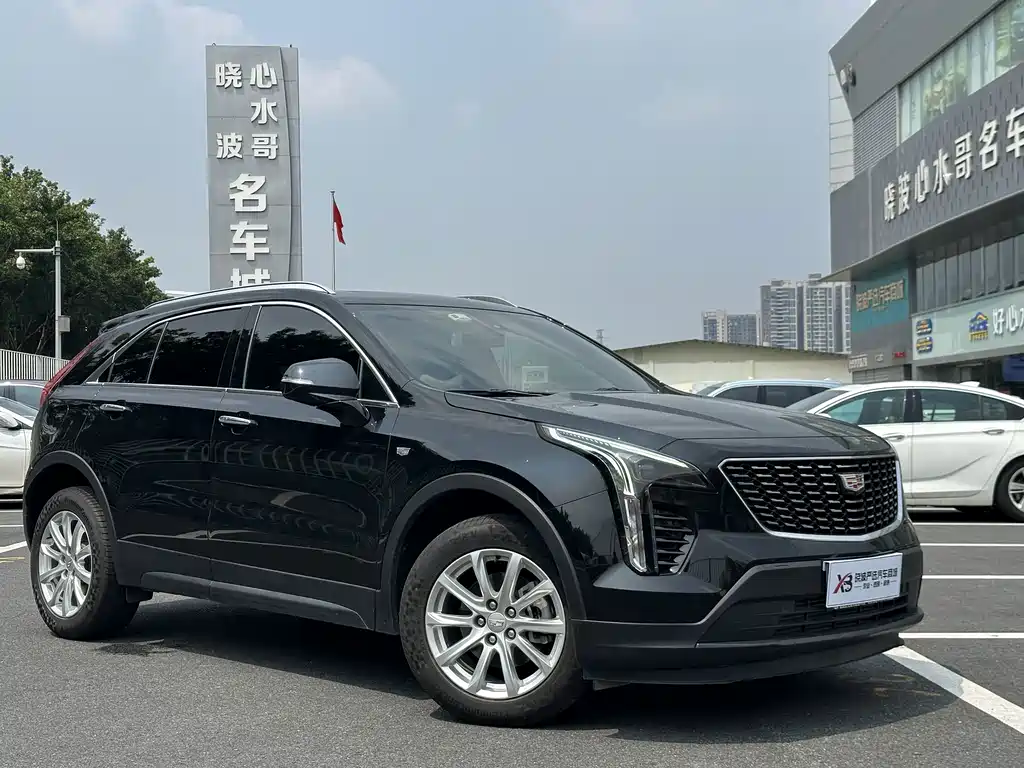 Cadillac XT4 — фото 6