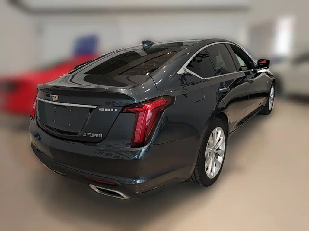 Cadillac CT5 — фото 10