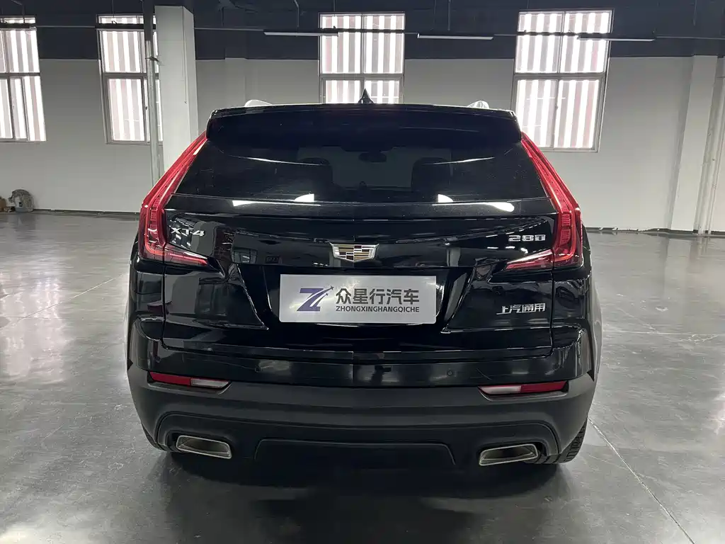 Cadillac XT4 — фото 3