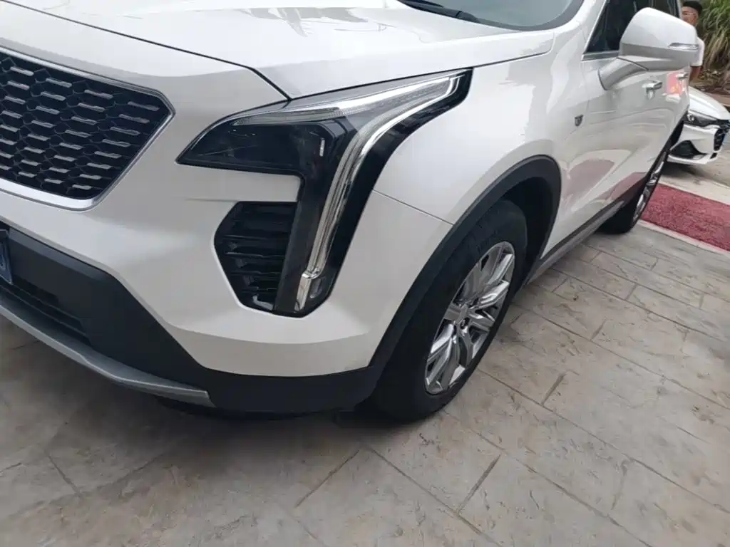 Cadillac XT4 — фото 24