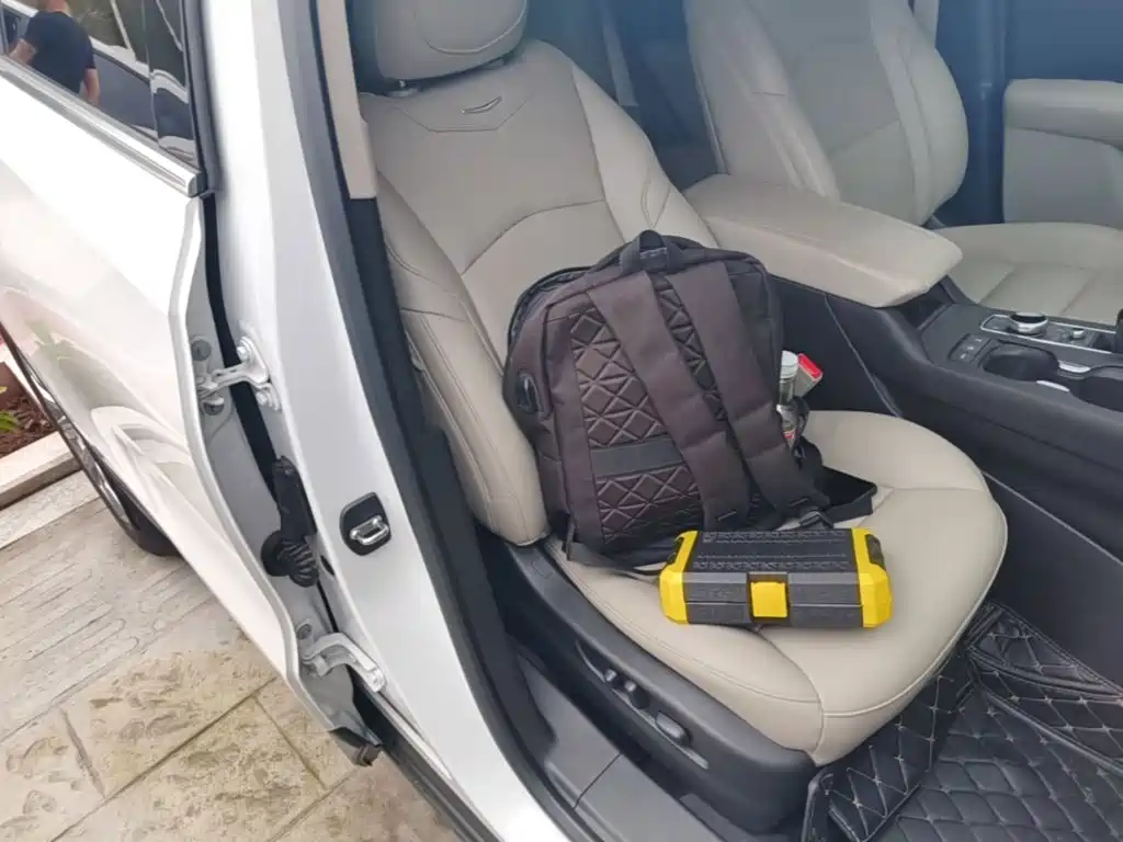 Cadillac XT4 — фото 25