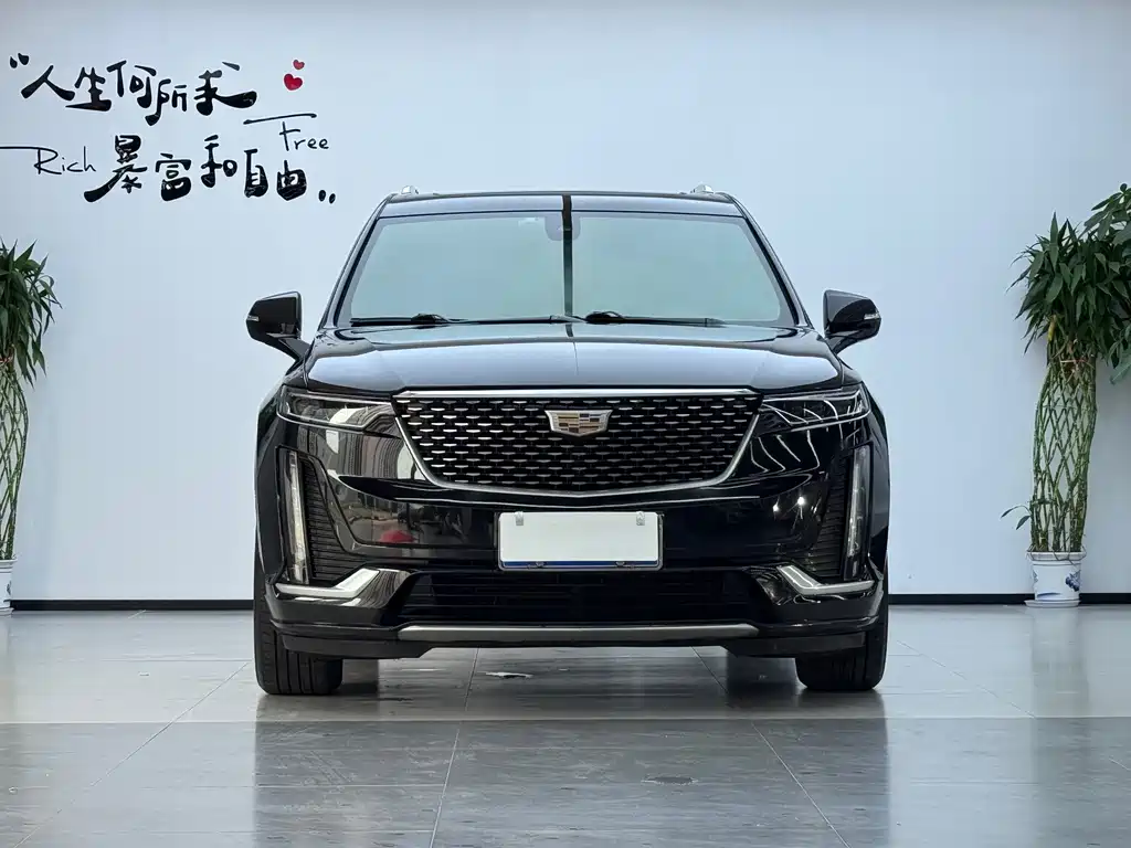 Cadillac XT6 — фото 2