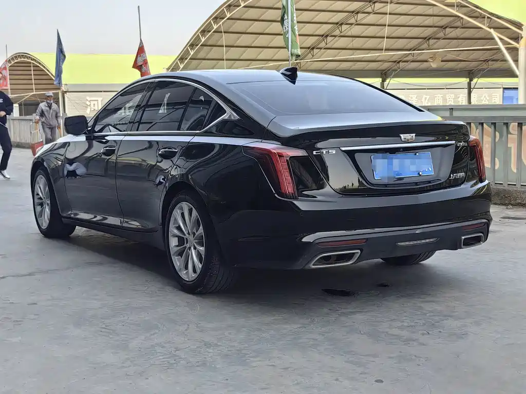 Cadillac CT5 — фото 5