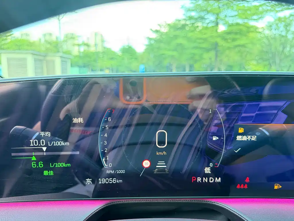 Cadillac CT5 — фото 24