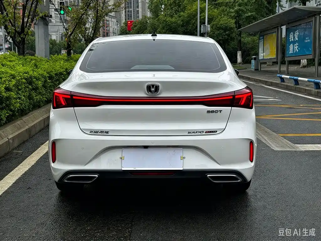 Changan Eado — фото 23