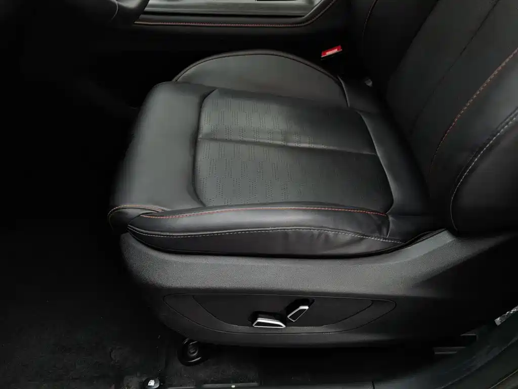 Changan CS55PLUS — фото 20