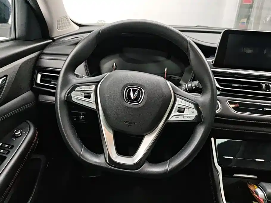 Changan CS75 — фото 15