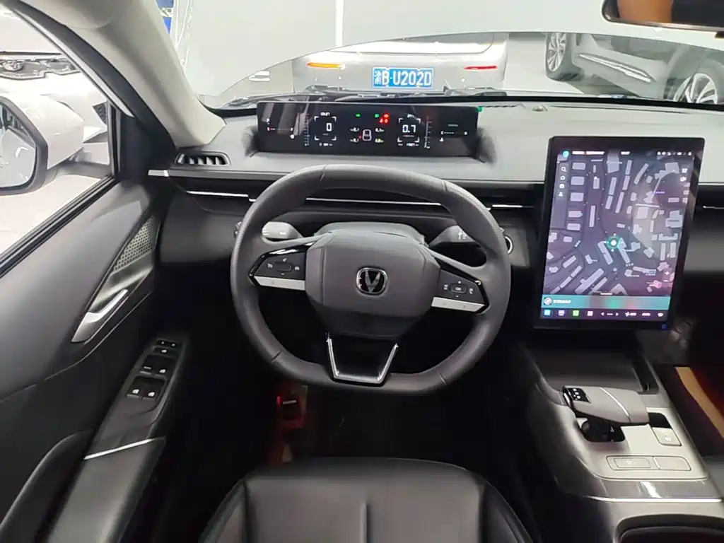 Changan Eado — фото 11