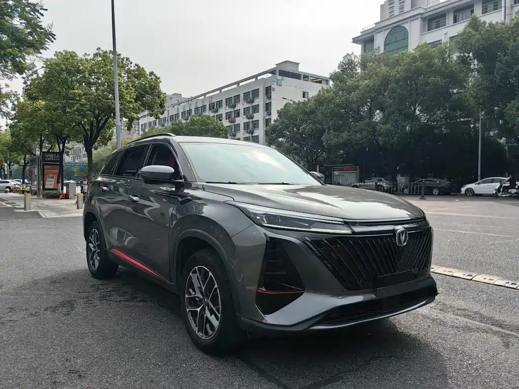 Changan CS75 PLUS — фото 3