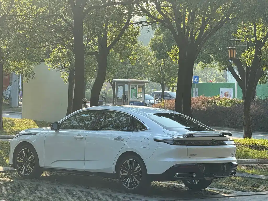 Changan Eado — фото 14