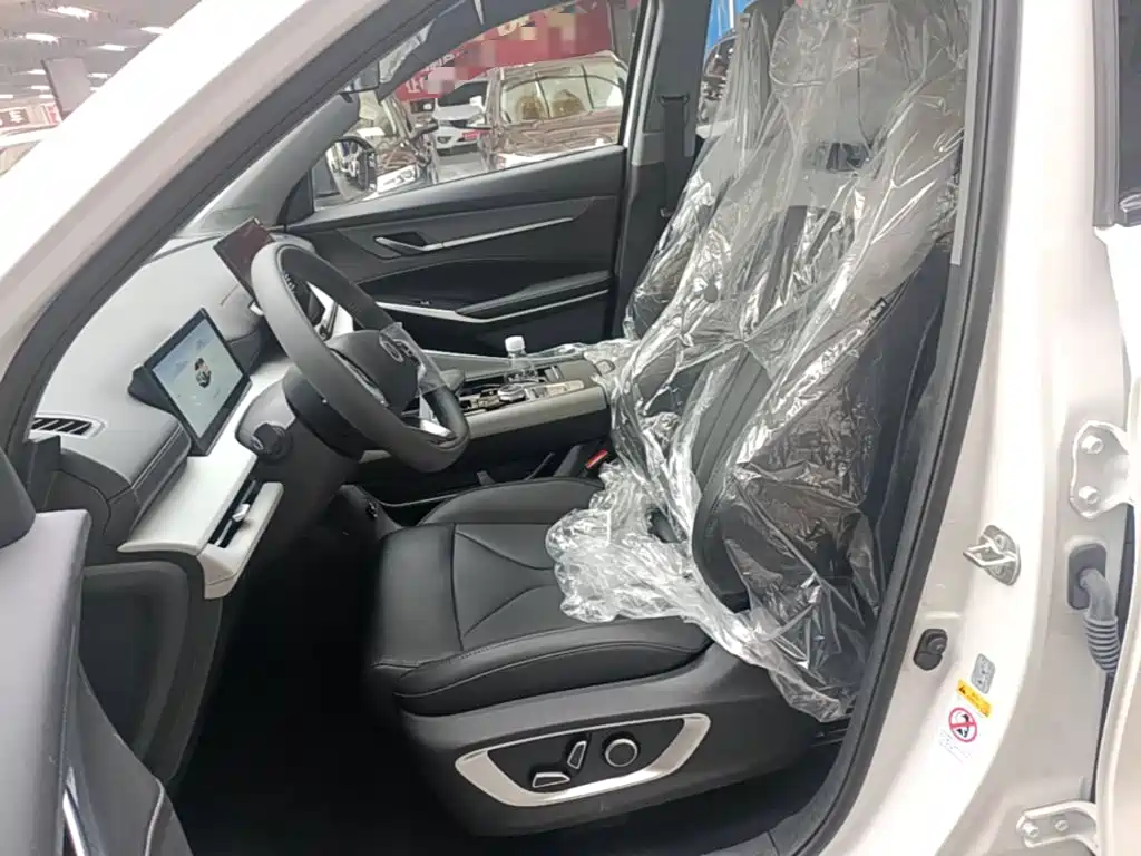 Changan CS75 PLUS — фото 15