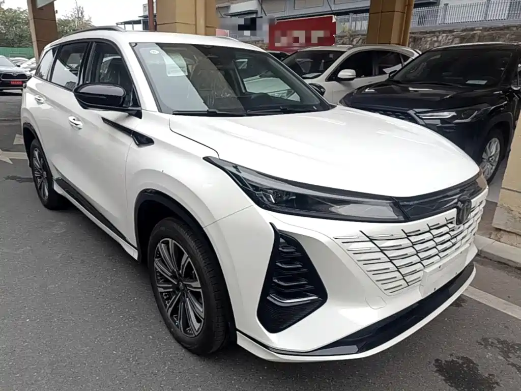 Changan CS75 PLUS — фото 4