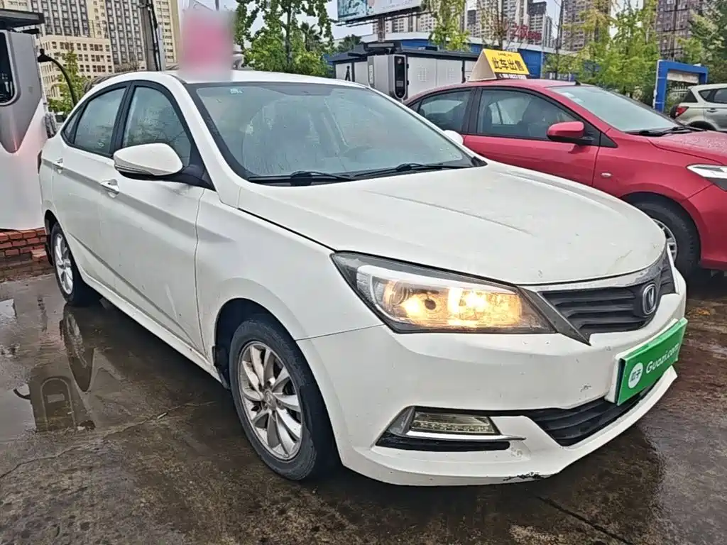 Changan V7 — фото 4