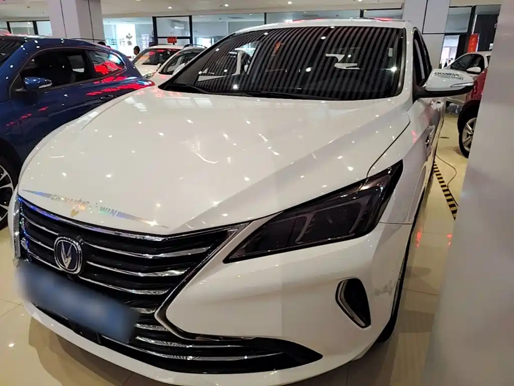 Changan Eado XT — фото 2