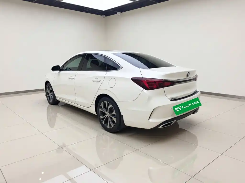 Changan Eado — фото 4
