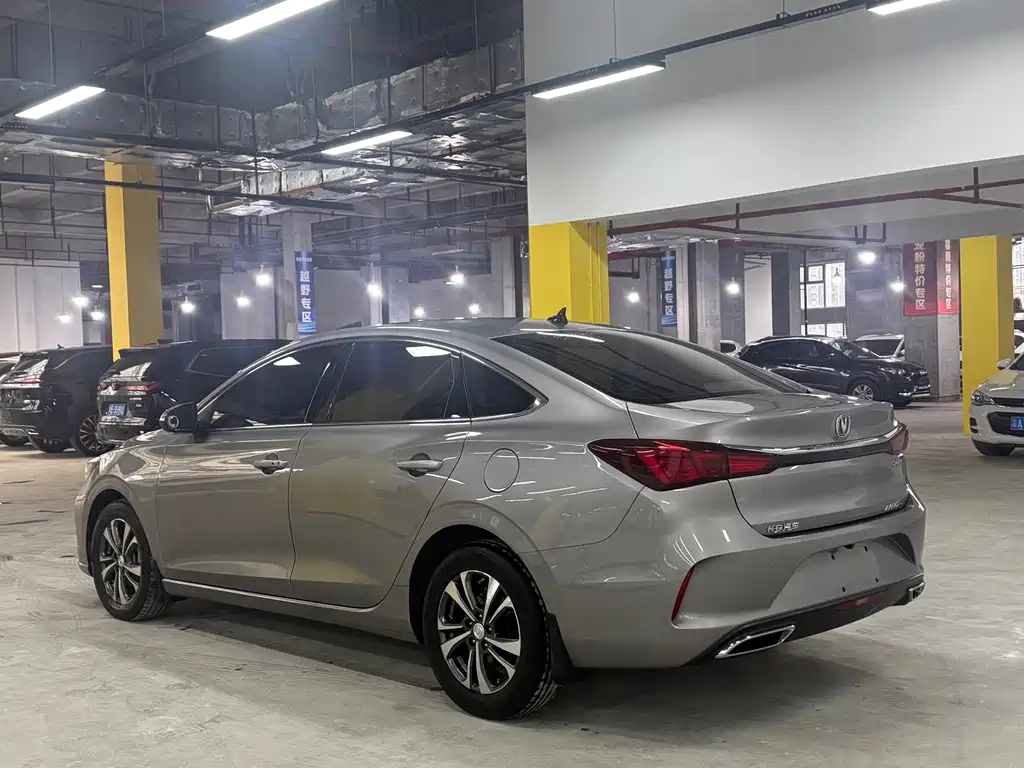 Changan Eado — фото 6