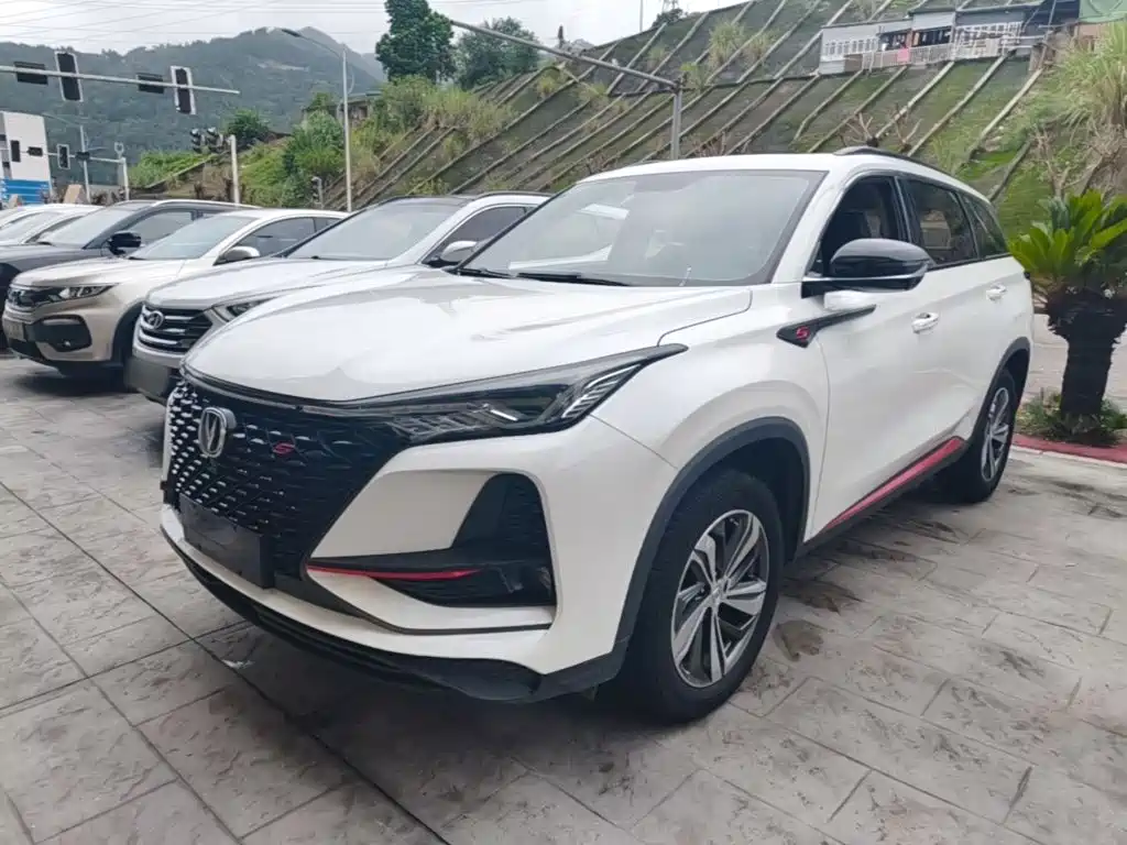 Changan CS75 PLUS — фото 2