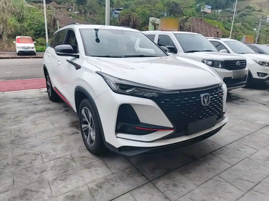 Changan CS75 PLUS — фото 4
