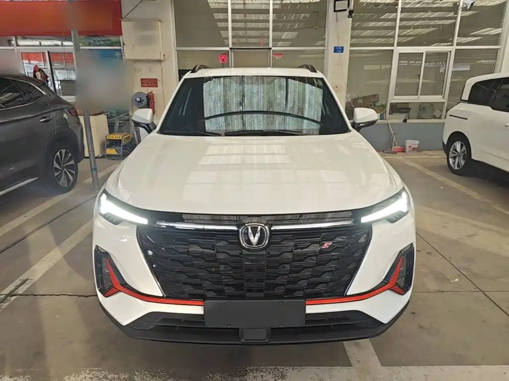 Changan CS35PLUS — фото 3