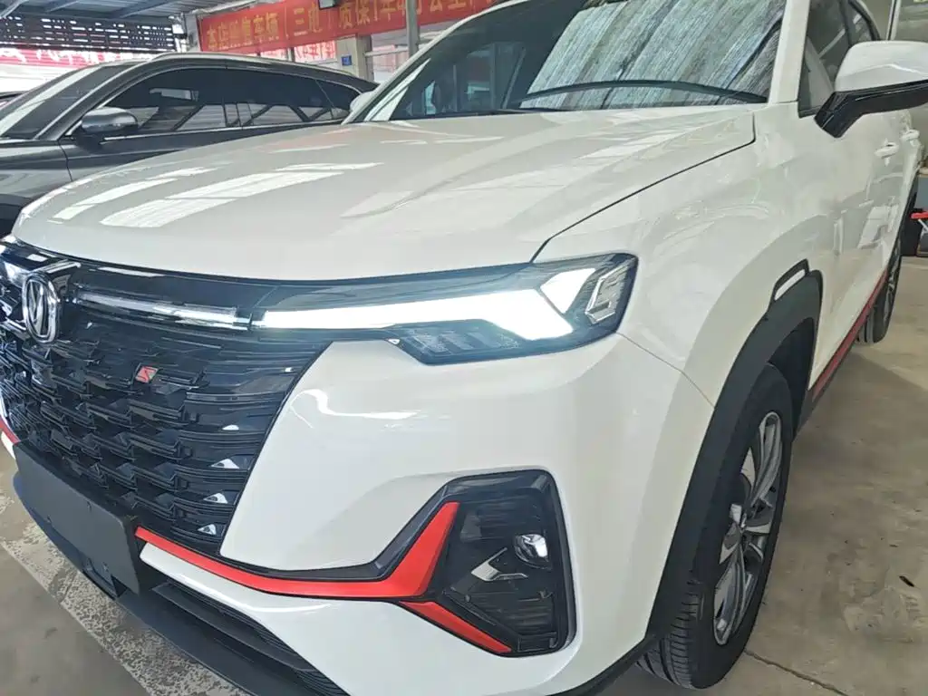 Changan CS35PLUS — фото 24