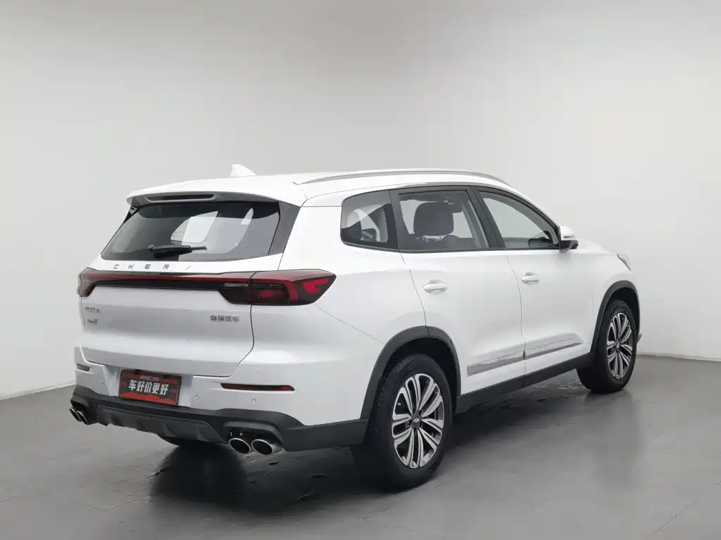 Chery Tiggo 8 — фото 2