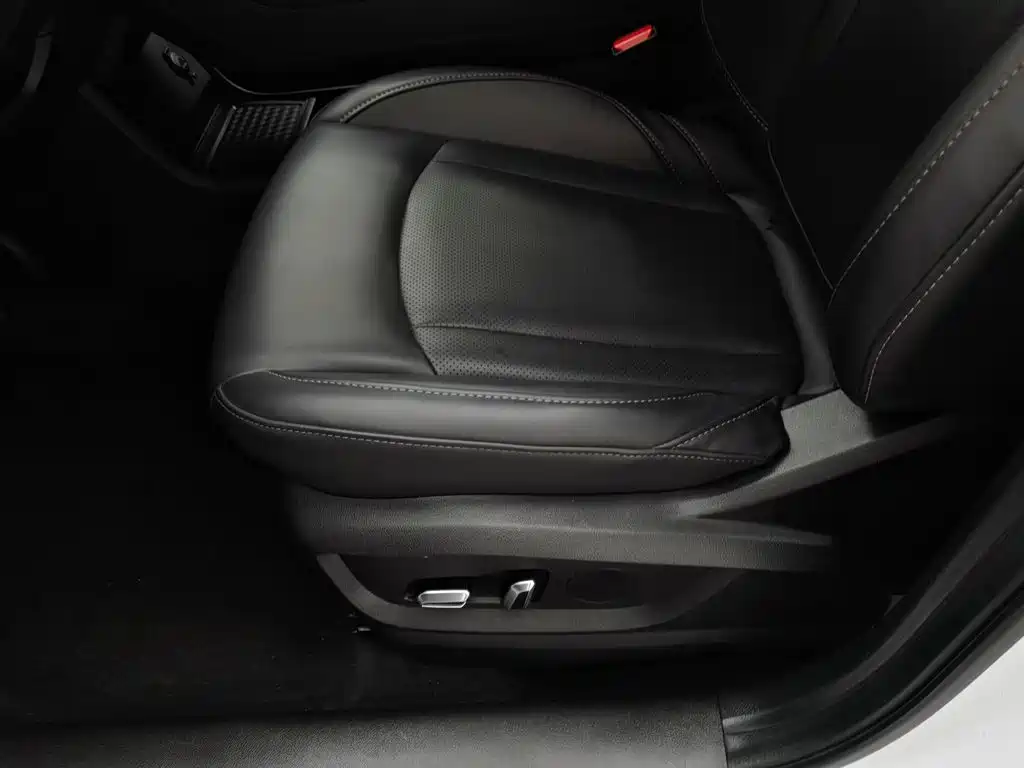 Chery Tiggo 8 — фото 20