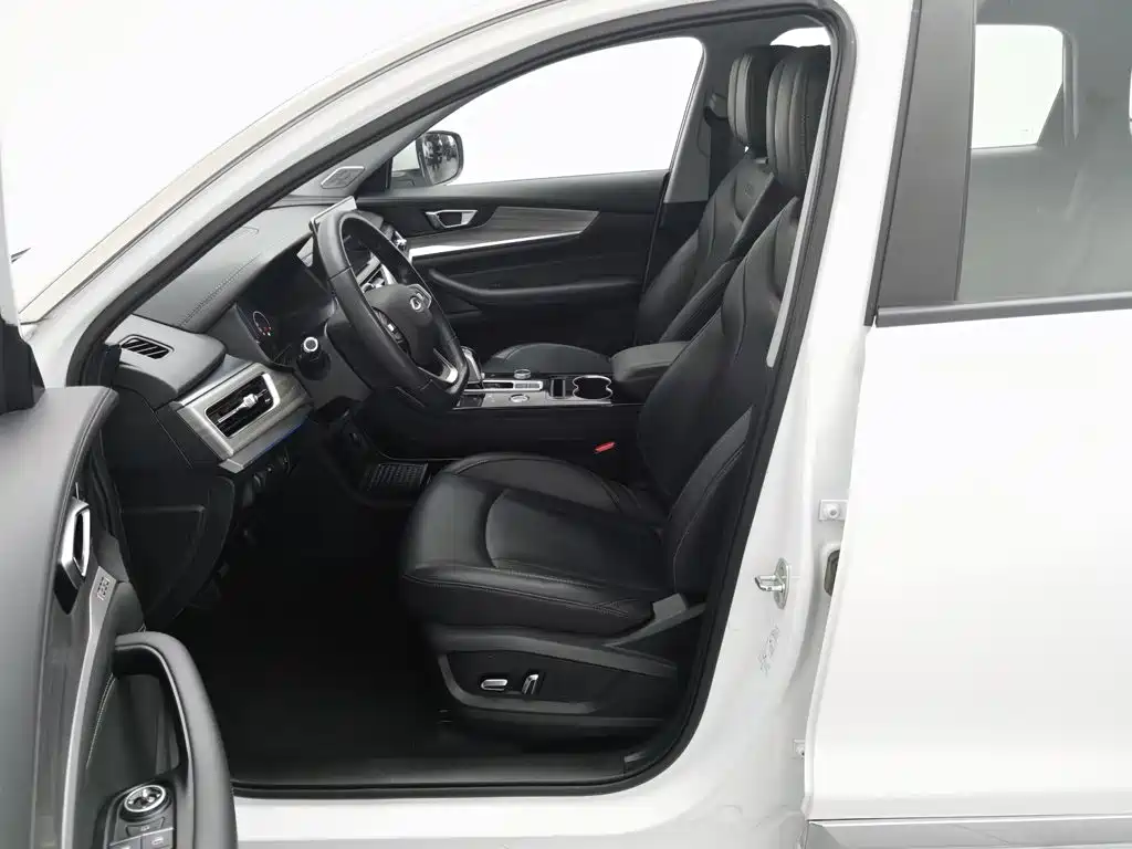Chery Tiggo 8 — фото 10