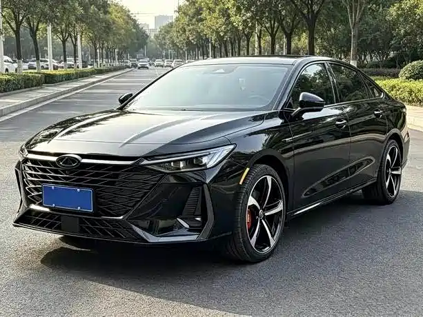 Chery Arrizo 8