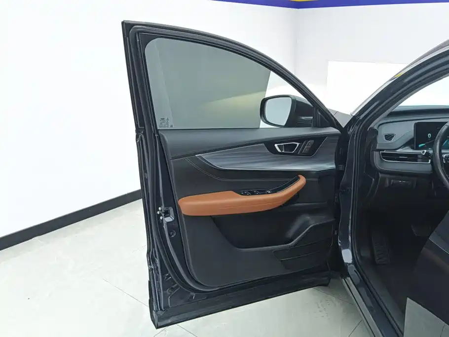 Chery Tiggo 8 PLUS — фото 7