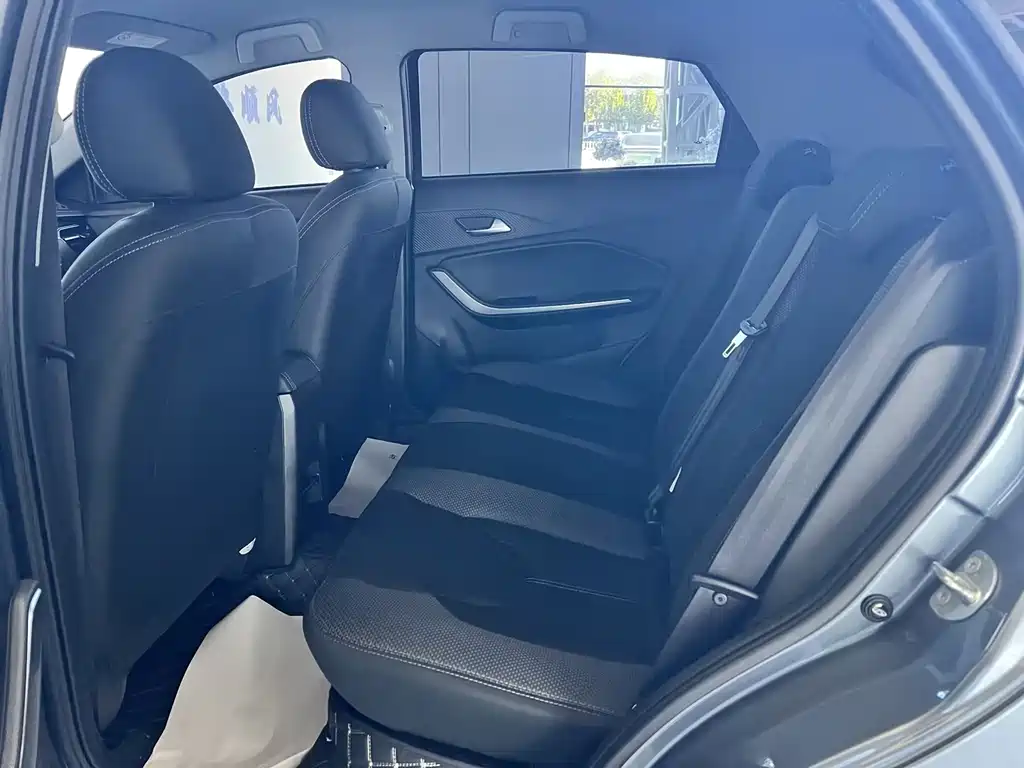 Chery Tiggo 3x — фото 10