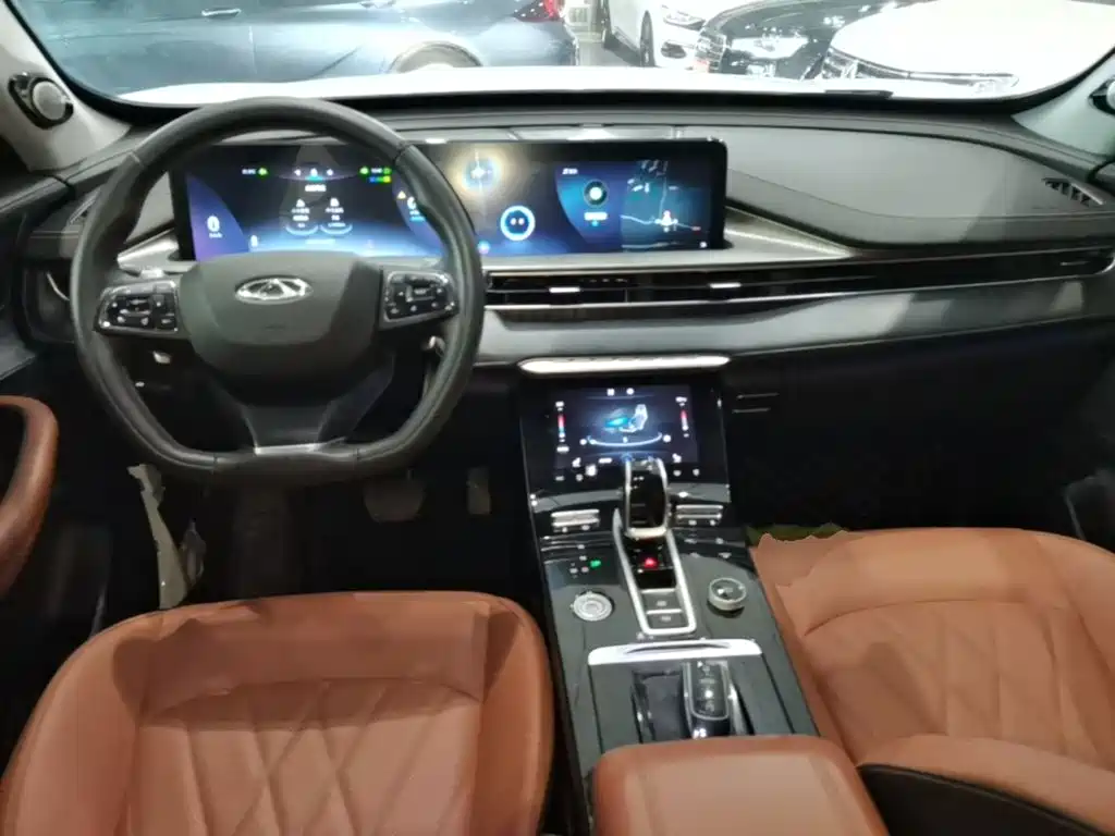 Chery Tiggo 8 PLUS — фото 10