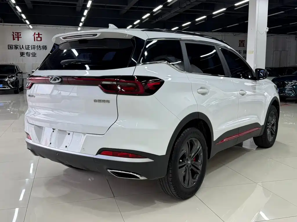 Chery Tiggo 7 — фото 6