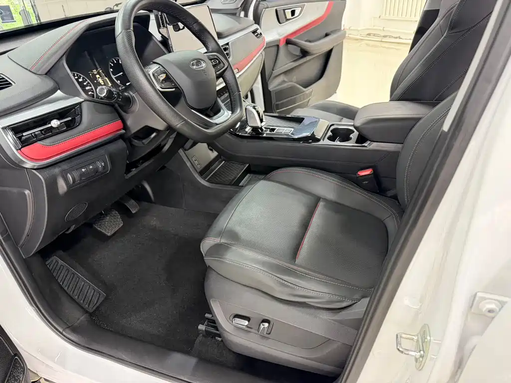 Chery Tiggo 7 — фото 7
