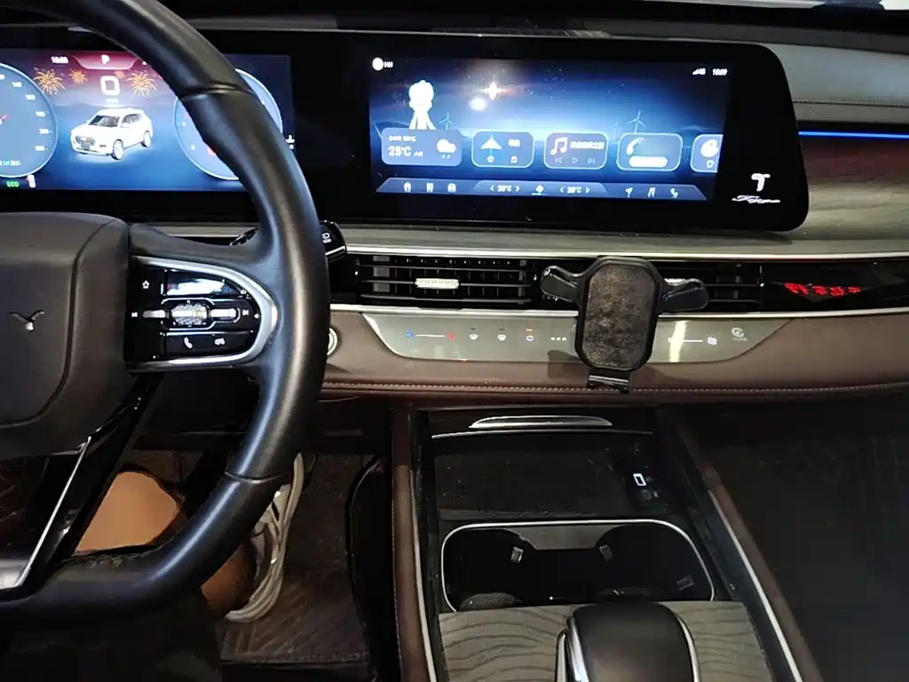 Chery Tiggo 8 PLUS — фото 10