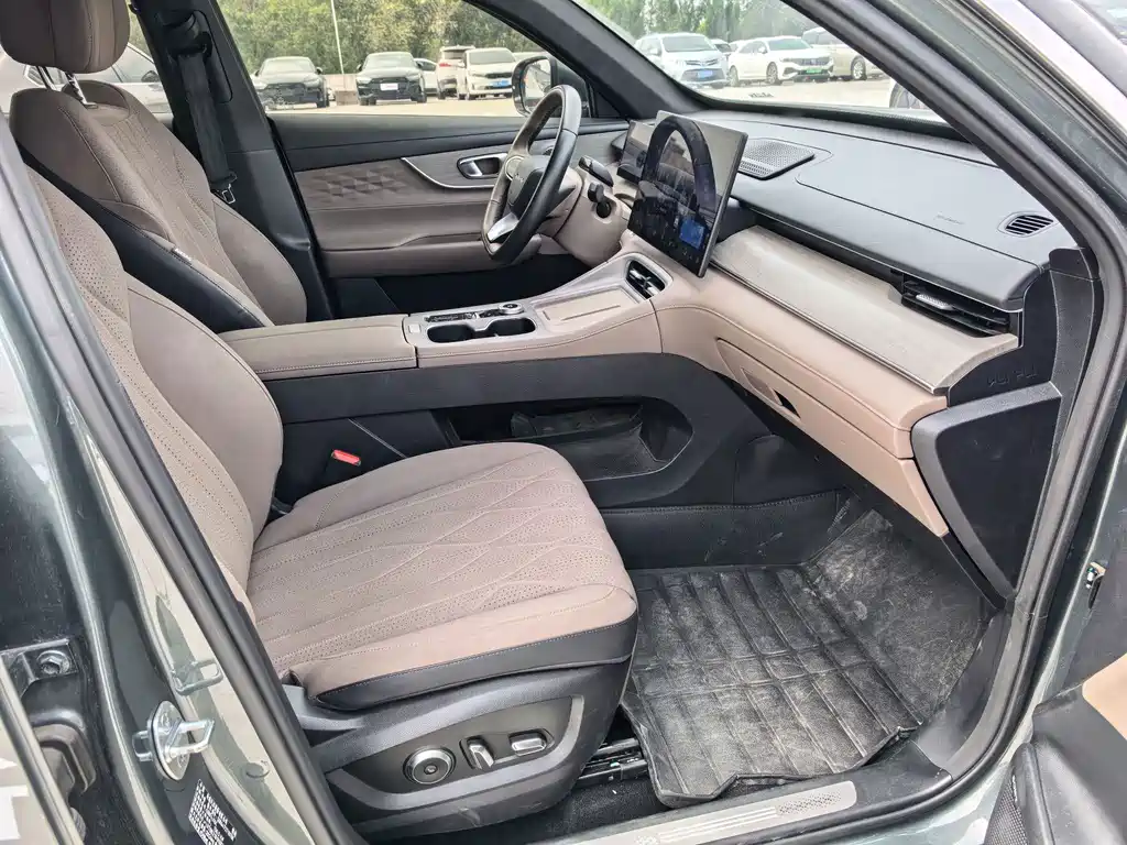 Chery Tiggo 8 PLUS — фото 7