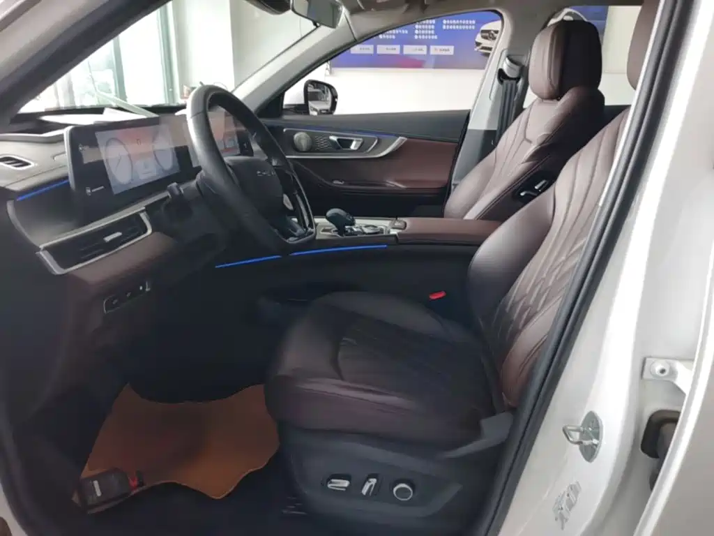 Chery Tiggo 8 PRO NEV — фото 15