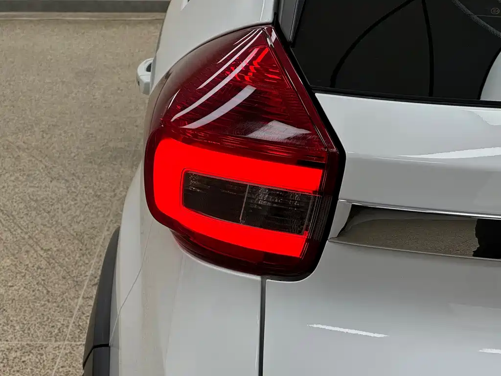 Chery New Energy Tiggo 3xe — фото 9