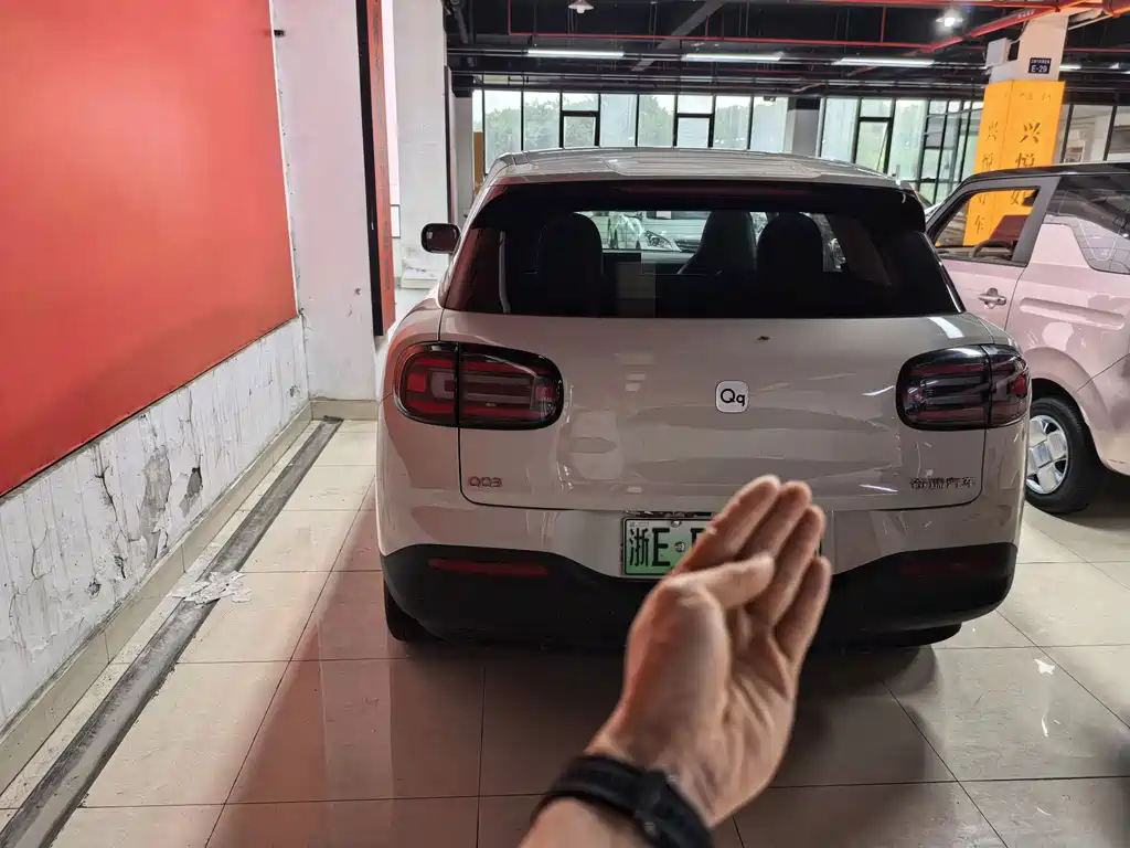 Chery QQ QQ3 EV — фото 4