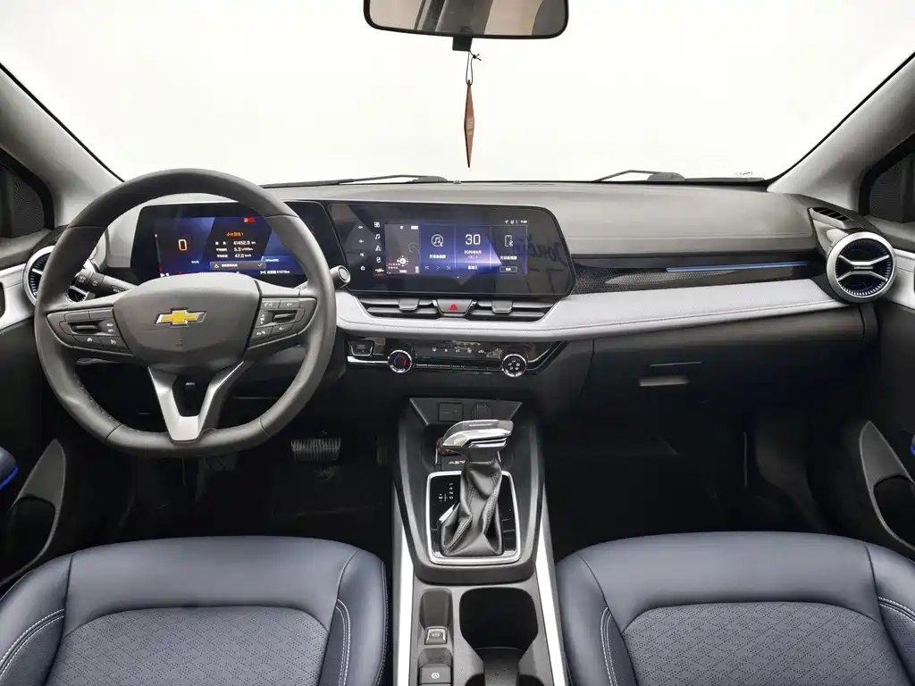 Chevrolet Monza — фото 13