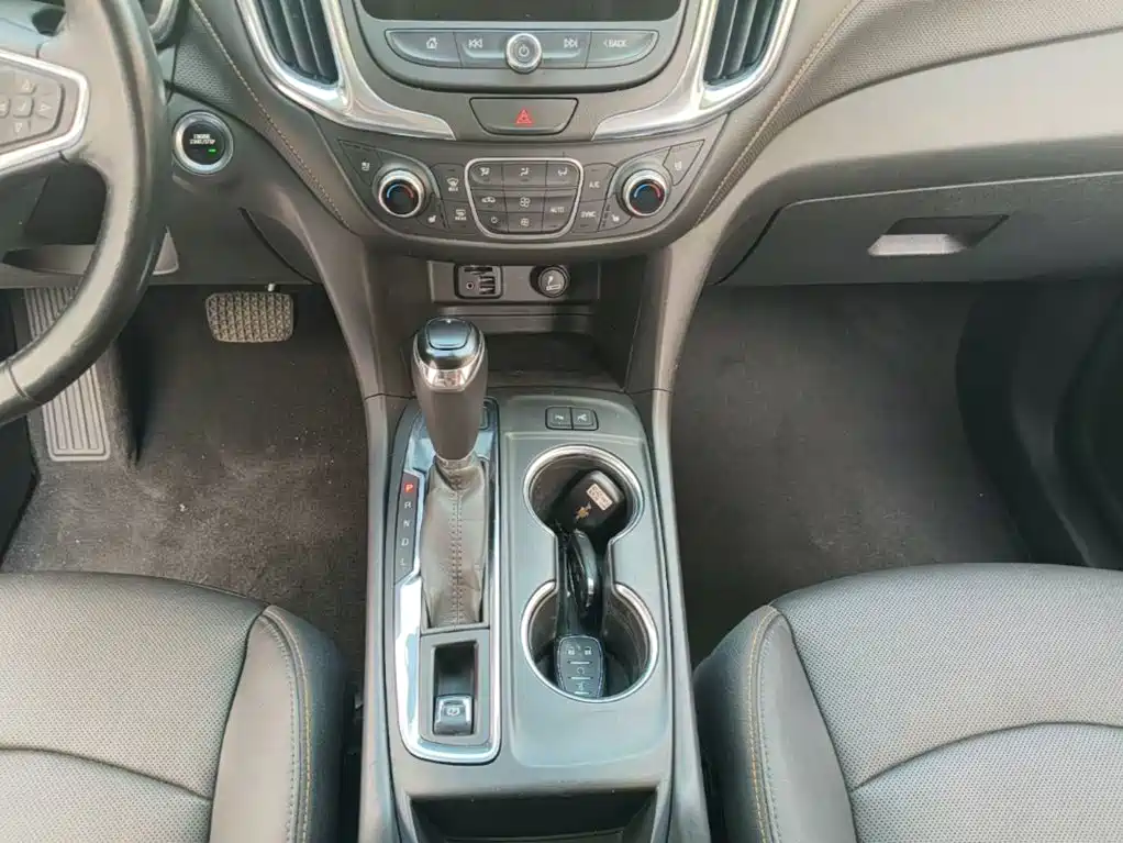 Chevrolet Equinox — фото 14