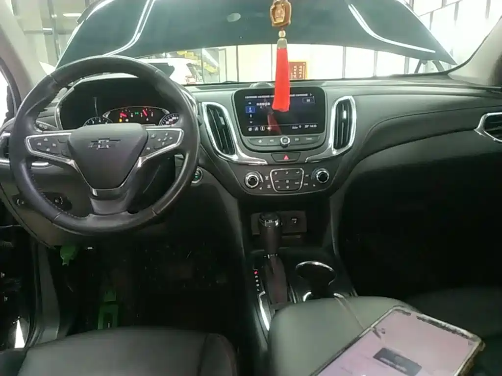Chevrolet Equinox — фото 10