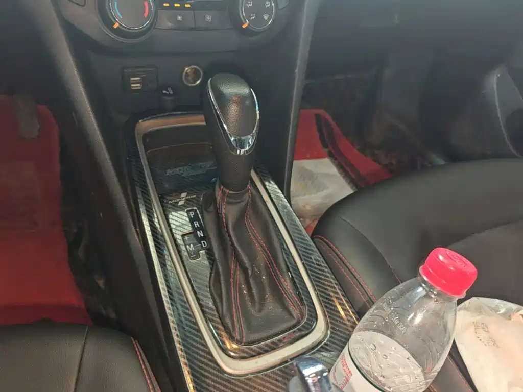 Chevrolet Monza — фото 14