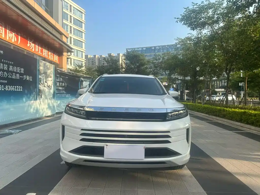 Exeed Zhaofeng — фото 2
